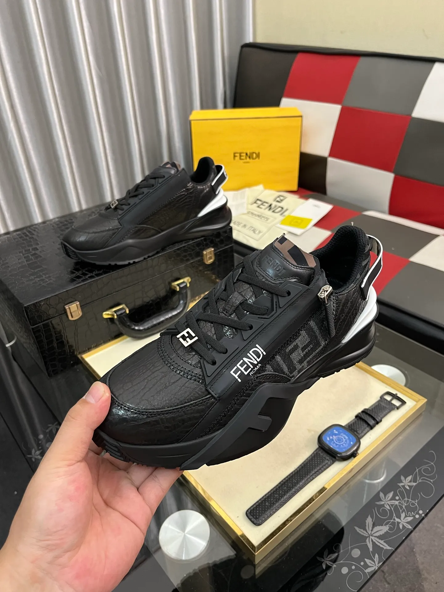 Men's shoes 💰620⌚️⌚️ FEND* — Fendi Flow men's casual sneakers, with elastic straps, side zippers, and corrugated soles engraved with F. Embossed Fendi Flow lettering on the heel. Made of technical fabric and a mix of blue and genuine leather. Decorated with Lycra® details. FF graphic tongue. Ultra-light and wear-resistant EVA sole. Code number: 38-44
